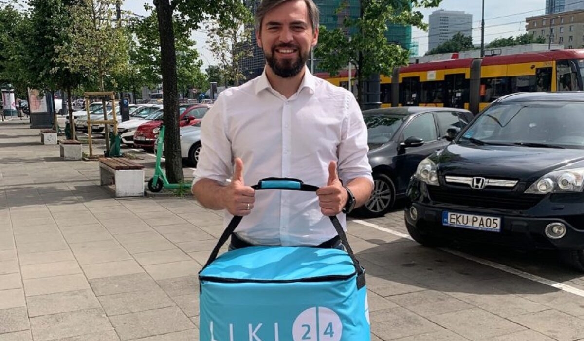 Healthtech-стартап пропонує сервіс бронювання та доставки ліків