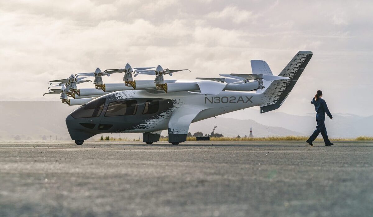 Archer виконав понад 400 випробувальних польотів і може похвалитися виробничими контрактами