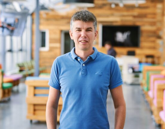 Співзасновник та СЕО VCHASNO GROUP Микола Палієнко вважає, що на прикладах подібних сервісів у Європі ми бачимо їх популярність