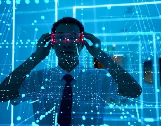 З моменту тихого запуску рік тому Perfect розширив свою клієнтську базу з 20 до 200 компаній, включаючи такі відомі компанії, як Fiverr, eToro, McCann і Coralogix