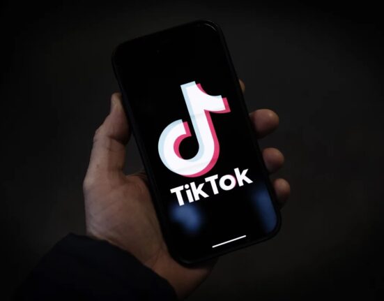 Продаж TikTok великим технологічним гравцям може створити монополію на ринку коротких відео та інформаційних платформ