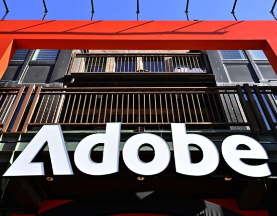 Adobe, креативна технологія, яка оцінюється приблизно в 150 мільярдів доларів