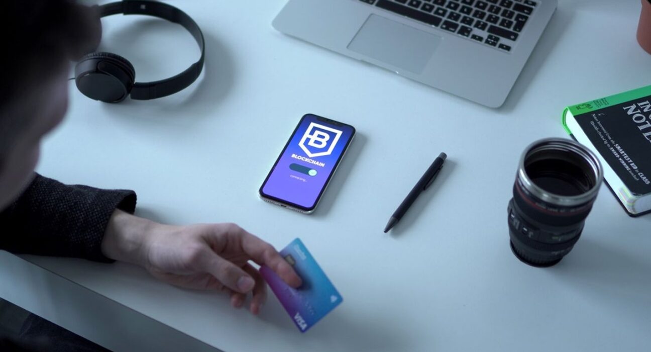 Revolut запустив євровий стейблкоїн EURR