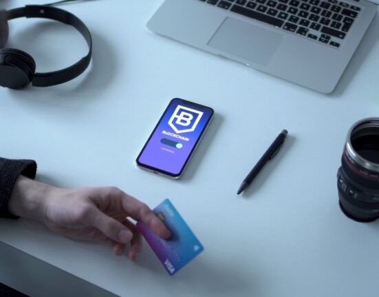 Revolut запустив євровий стейблкоїн EURR