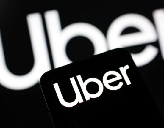 Uber запустив роботаксі в Загребі