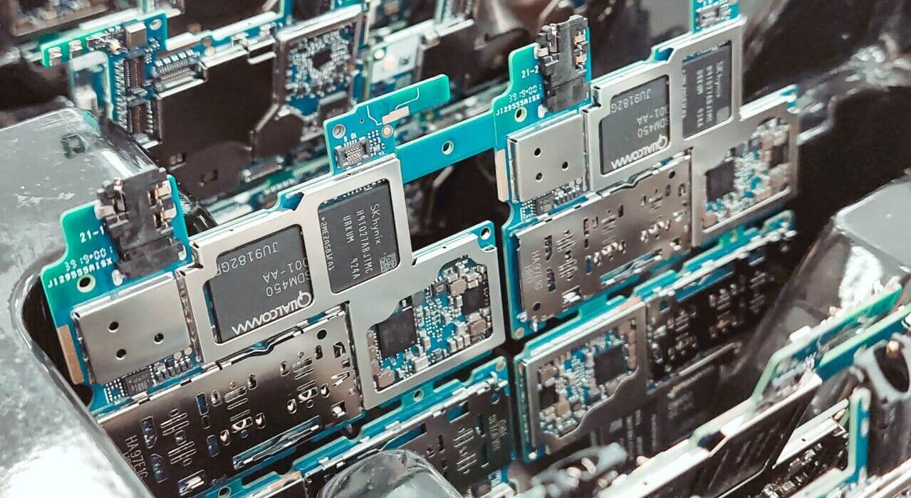 Qualcomm уклала з Amazon угоду на чипи для ШІ на $60 млрд